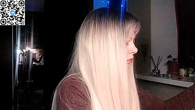 Fluffy Duffy962 online show from April 30, 2026, 8:57 pm