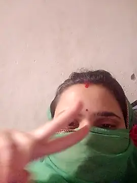 Snapshot of khushibaby85 chatting on May 3, 2026, 9:43 pm khushibaby85 online show from May 3, 2026, 9:43 pm