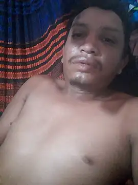 Safadsexo online show from April 25, 2026, 7:00 pm