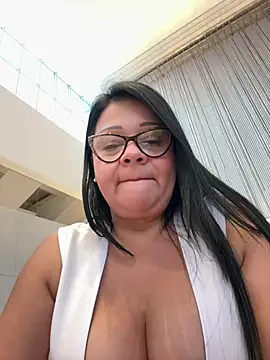 Snapshot of Gata_salvaje75 chatting on May 22, 2026, 11:10 pm Gata salvaje75 online show from May 22, 2026, 11:10 pm