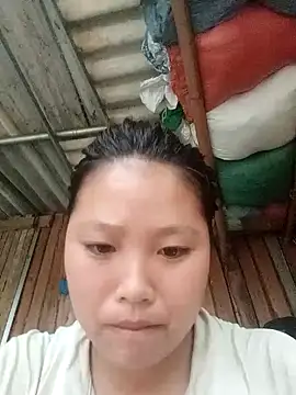 Baby-xinh online show from May 18, 2026, 2:18 am