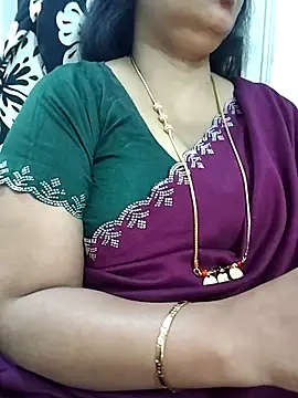 Snapshot of Nayana_456 chatting on July 18, 2026, 2:27 am Nayana 456 online show from July 18, 2026, 2:27 am