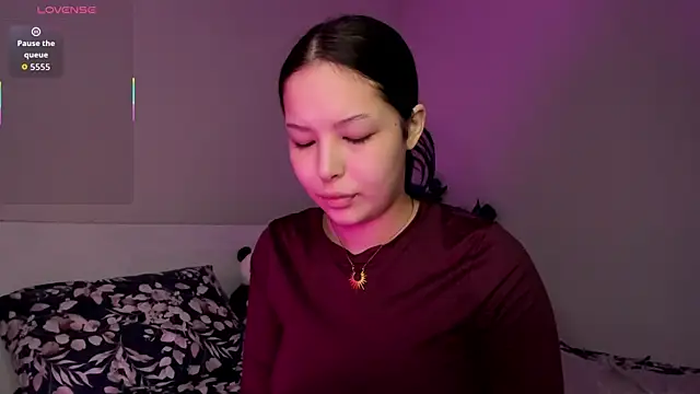 Snapshot of missinfull chatting on May 24, 2026, 1:38 pm missinfull online show from May 24, 2026, 1:38 pm