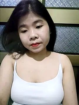 Snapshot of Ayti01 chatting on May 11, 2026, 2:45 pm Ayti01 online show from May 11, 2026, 2:45 pm