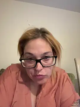 Snapshot of SecretRavenXO chatting on May 15, 2026, 11:56 pm SecretRavenXO online show from May 15, 2026, 11:56 pm