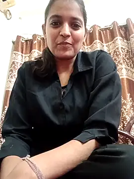 HEMA QUEEN online show from April 24, 2026, 10:07 am