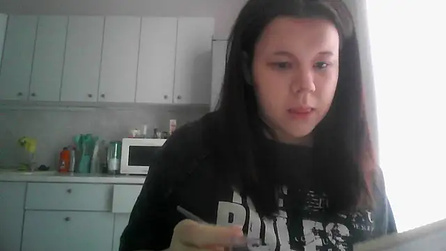 Snapshot of Amanda_Mia_ chatting on May 11, 2026, 8:20 am Amanda Mia online show from May 11, 2026, 8:20 am