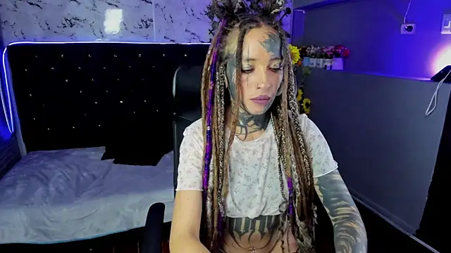 Snapshot of Lucy_Doll8 chatting on May 30, 2026, 8:55 am Lucy Doll8 online show from May 30, 2026, 8:55 am