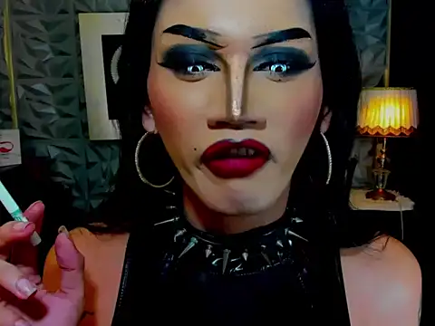 Snapshot of lubottarah chatting on July 6, 2026, 5:04 pm lubottarah online show from July 6, 2026, 5:04 pm