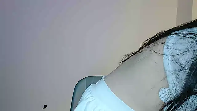 Snapshot of Zhizhi-99 chatting on June 5, 2026, 6:24 pm Zhizhi-99 online show from June 5, 2026, 6:24 pm