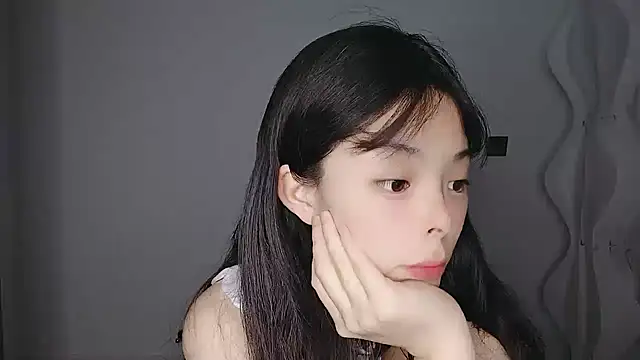 Snapshot of Zhizhi-99 chatting on July 4, 2026, 4:35 pm Zhizhi-99 online show from July 4, 2026, 4:35 pm
