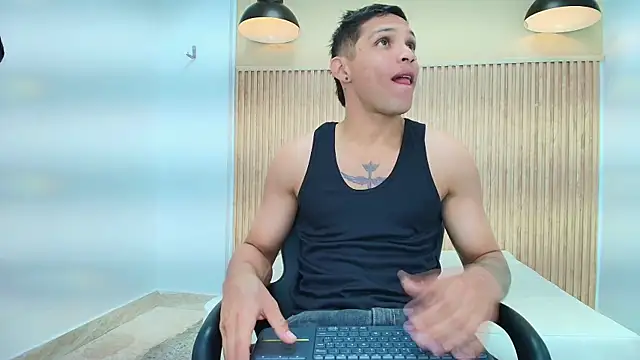 Snapshot of Brandon_Mercuri chatting on May 8, 2026, 12:43 pm Brandon Mercuri online show from May 8, 2026, 12:43 pm