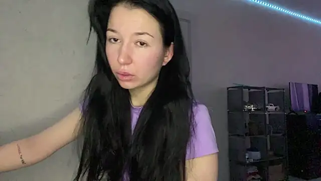 Snapshot of Necusharon chatting on June 13, 2026, 7:17 am Necusharon online show from June 13, 2026, 7:17 am