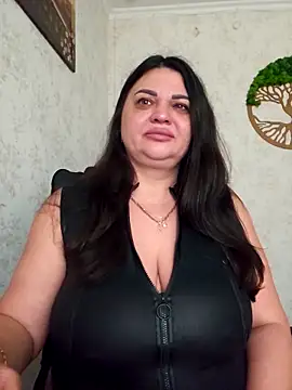 Snapshot of -CUTE-EVVIL- chatting on May 6, 2026, 5:14 am -CUTE-EVVIL- online show from May 6, 2026, 5:14 am