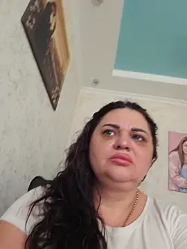 -CUTE-EVVIL- online show from June 29, 2026, 10:37 am