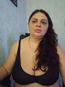 -CUTE-EVVIL- online show from July 16, 2026, 6:58 pm