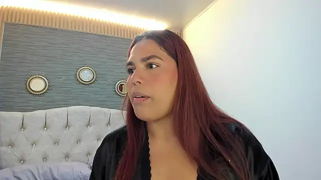 Snapshot of SamyandAllison chatting on July 2, 2026, 8:26 pm SamyandAllison online show from July 2, 2026, 8:26 pm