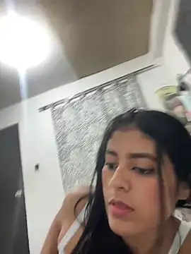 Snapshot of AbrilCollins chatting on July 13, 2026, 4:10 pm AbrilCollins online show from July 13, 2026, 4:10 pm