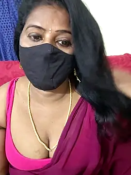 Snapshot of Sunitha-tamilponu chatting on June 3, 2026, 1:41 am Sunitha-tamilponu online show from June 3, 2026, 1:41 am