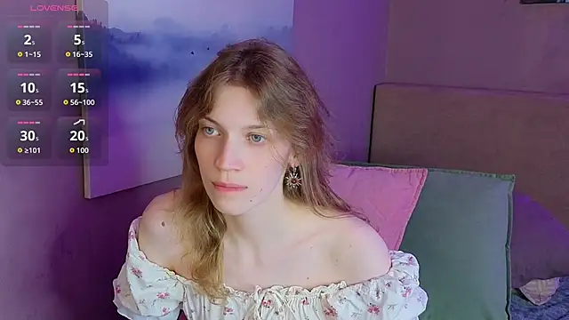 Snapshot of Emily_Cartex chatting on June 18, 2026, 5:41 am Emily Cartex online show from June 18, 2026, 5:41 am