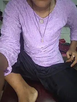 Snapshot of ESHA-LOVE chatting on June 8, 2026, 10:59 am ESHA-LOVE online show from June 8, 2026, 10:59 am