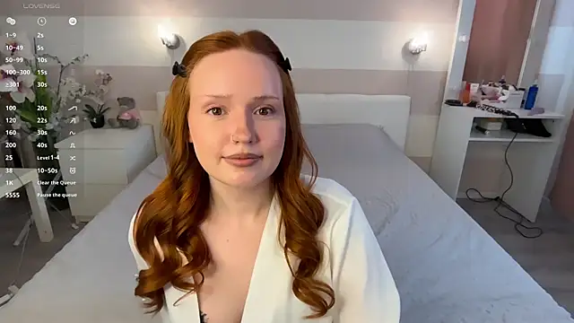 KikiBorn online show from May 8, 2026, 8:08 am