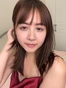 Snapshot of Yang_127 chatting on June 28, 2026, 12:00 pm Yang 127 online show from June 28, 2026, 12:00 pm