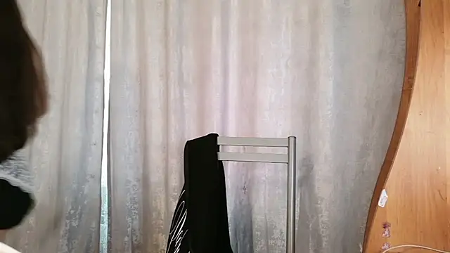 Snapshot of cherrry_milk chatting on June 17, 2026, 11:56 am cherrry milk online show from June 17, 2026, 11:56 am