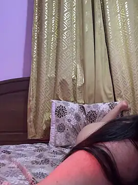 Snapshot of QueenRima99 chatting on May 21, 2026, 1:23 am QueenRima99 online show from May 21, 2026, 1:23 am