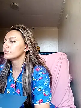 Angel Nova  online show from May 25, 2026, 9:32 pm
