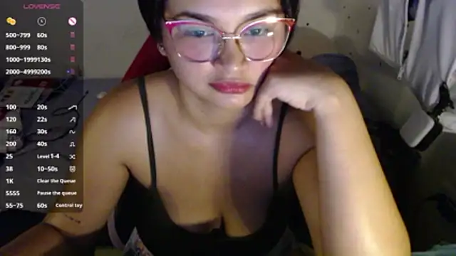 Snapshot of Lily____ chatting on June 1, 2026, 7:15 pm Lily online show from June 1, 2026, 7:15 pm