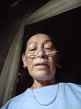 Snapshot of mouth22 chatting on June 4, 2026, 2:50 am mouth22 online show from June 4, 2026, 2:50 am