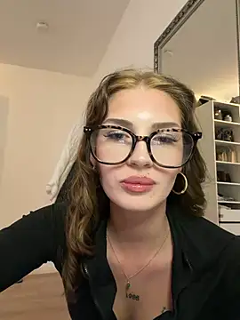 AmaraSpliss online show from April 27, 2026, 5:22 pm