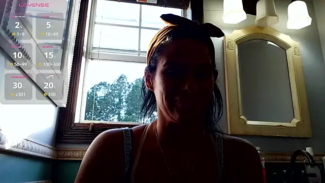 Vanessa Valentine online show from May 16, 2026, 11:46 pm