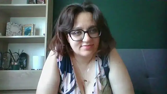Snapshot of sensual_paris chatting on July 22, 2026, 5:21 am sensual paris online show from July 22, 2026, 5:21 am