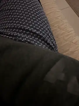 romanoxl69 online show from April 28, 2026, 8:14 pm