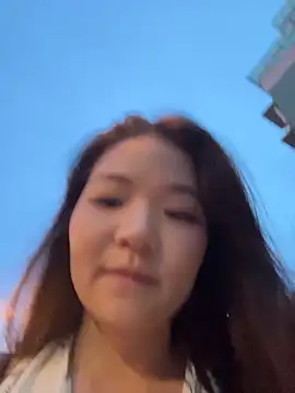 xiaochengzi505 online show from June 27, 2026, 12:22 pm