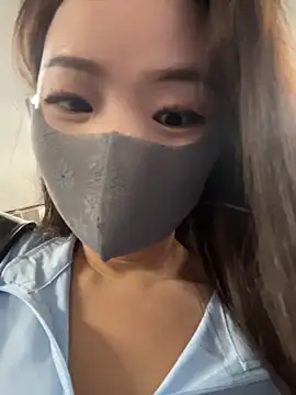xiaochengzi505 online show from July 26, 2026, 2:09 am