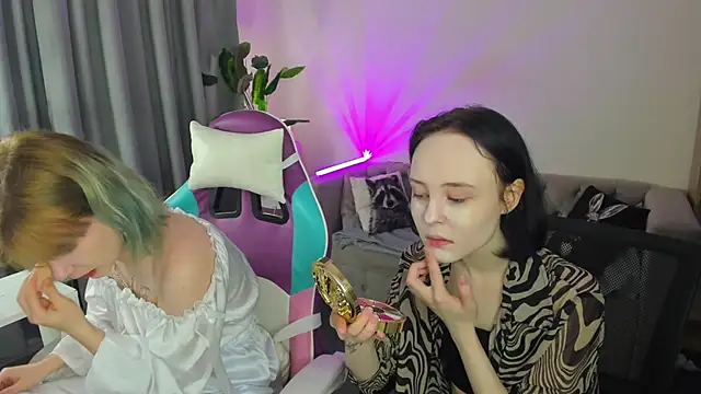 Elira Vane online show from June 7, 2026, 2:59 am