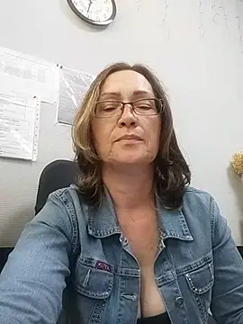 Snapshot of Ameli5689 chatting on July 18, 2026, 7:34 am Ameli5689 online show from July 18, 2026, 7:34 am