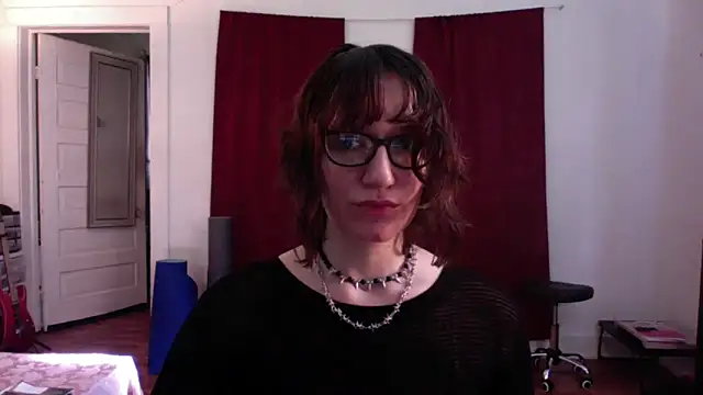 Snapshot of AnnywnBelle chatting on May 15, 2026, 10:06 pm AnnywnBelle online show from May 15, 2026, 10:06 pm