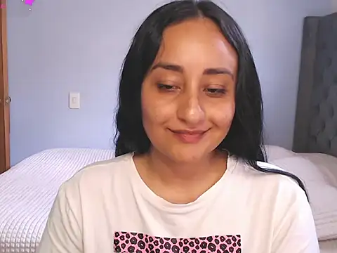 erotic lov online show from June 29, 2026, 6:41 pm