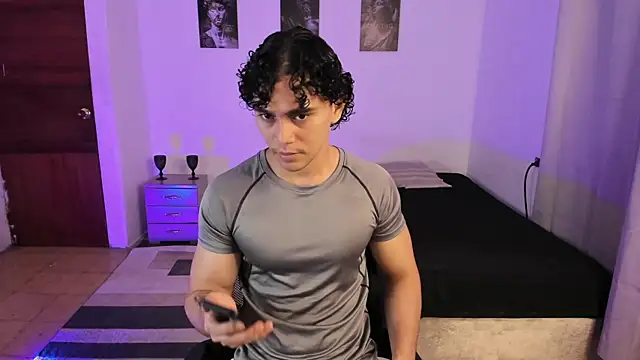 Snapshot of mateo_jack chatting on August 5, 2026, 2:42 pm mateo jack online show from August 5, 2026, 2:42 pm