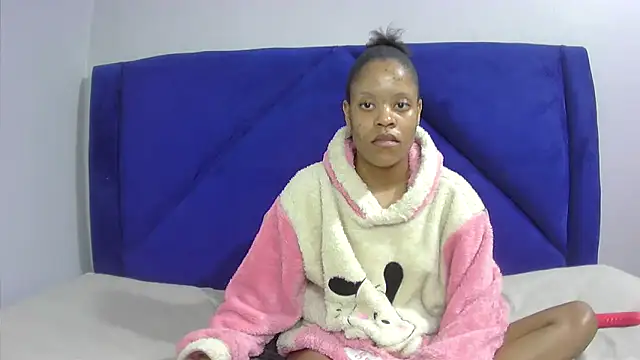 Snapshot of TheSexyBibi chatting on June 30, 2026, 7:37 pm TheSexyBibi online show from June 30, 2026, 7:37 pm