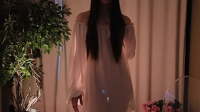 Alice-Lidel online show from May 6, 2026, 5:25 am
