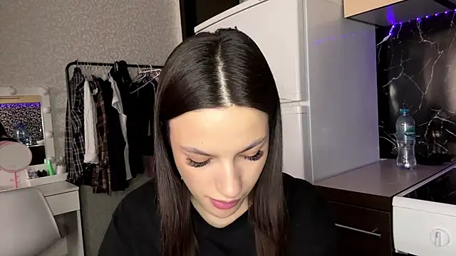 FlorSmalling online show from April 30, 2026, 7:14 am