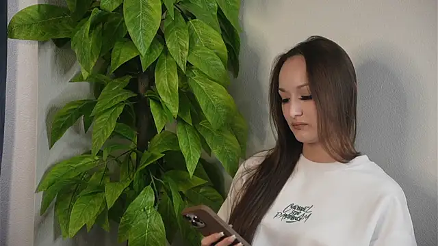 FridaZeagler online show from April 30, 2026, 6:53 am