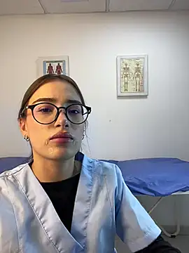 Sweet Milaa1 online show from May 14, 2026, 6:58 pm
