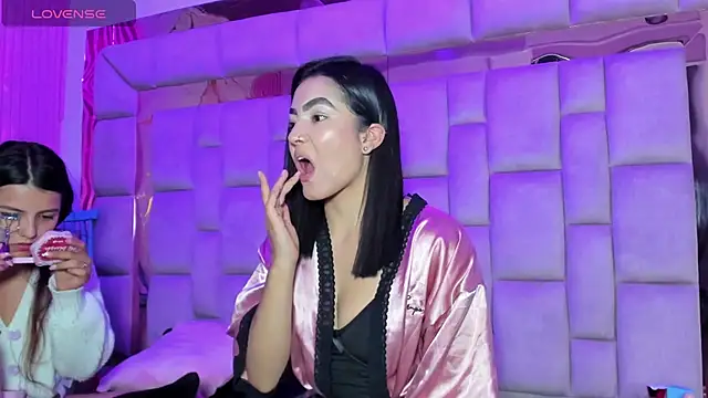 Snapshot of Anal_Temptation chatting on May 11, 2026, 5:10 pm Anal Temptation online show from May 11, 2026, 5:10 pm