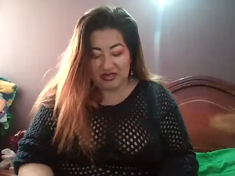Snapshot of Morchis_esmeralda chatting on May 4, 2026, 2:13 pm Morchis esmeralda online show from May 4, 2026, 2:13 pm